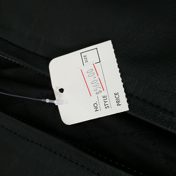 L - Jacket - Picture 6 of 13